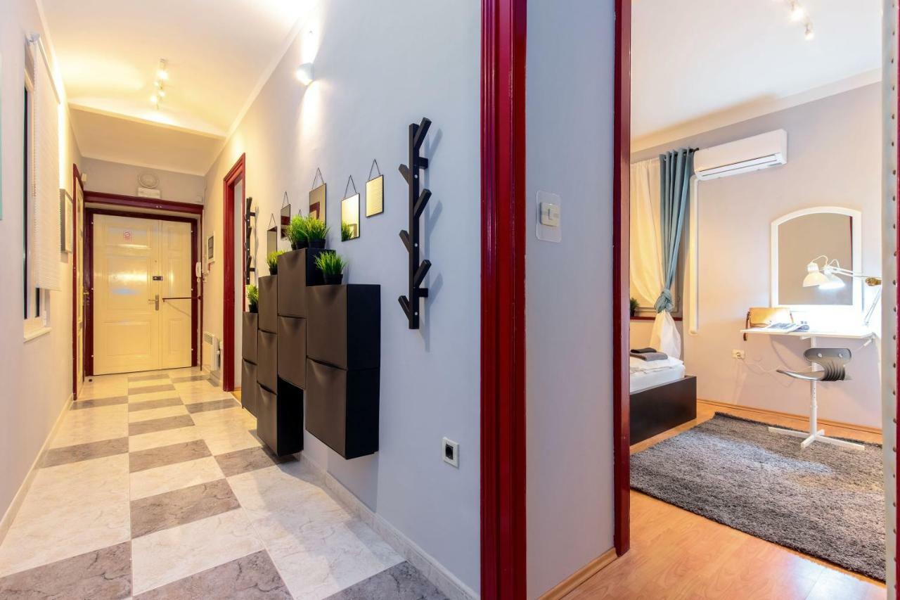 Apartment Dolac In Center Of Town Rijeka Bagian luar foto