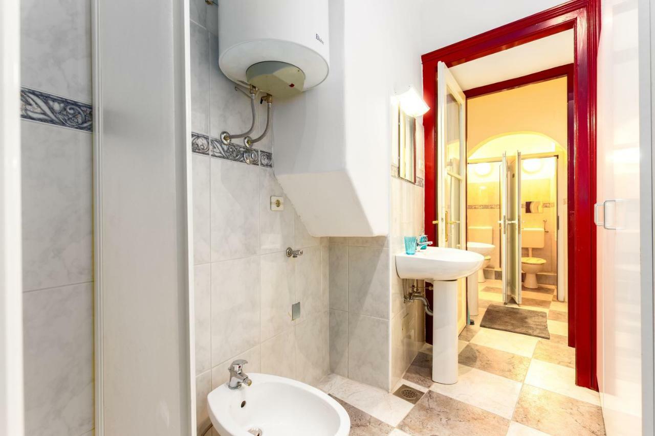 Apartment Dolac In Center Of Town Rijeka Bagian luar foto