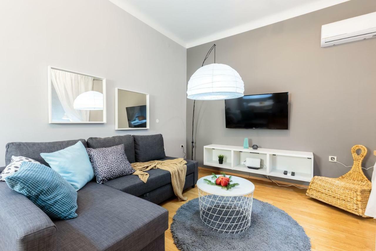Apartment Dolac In Center Of Town Rijeka Bagian luar foto