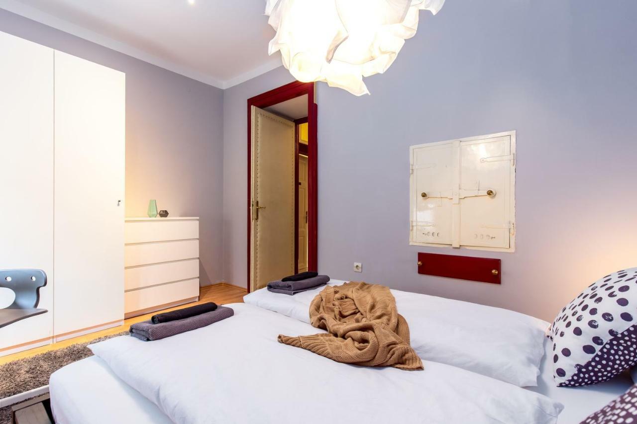 Apartment Dolac In Center Of Town Rijeka Bagian luar foto